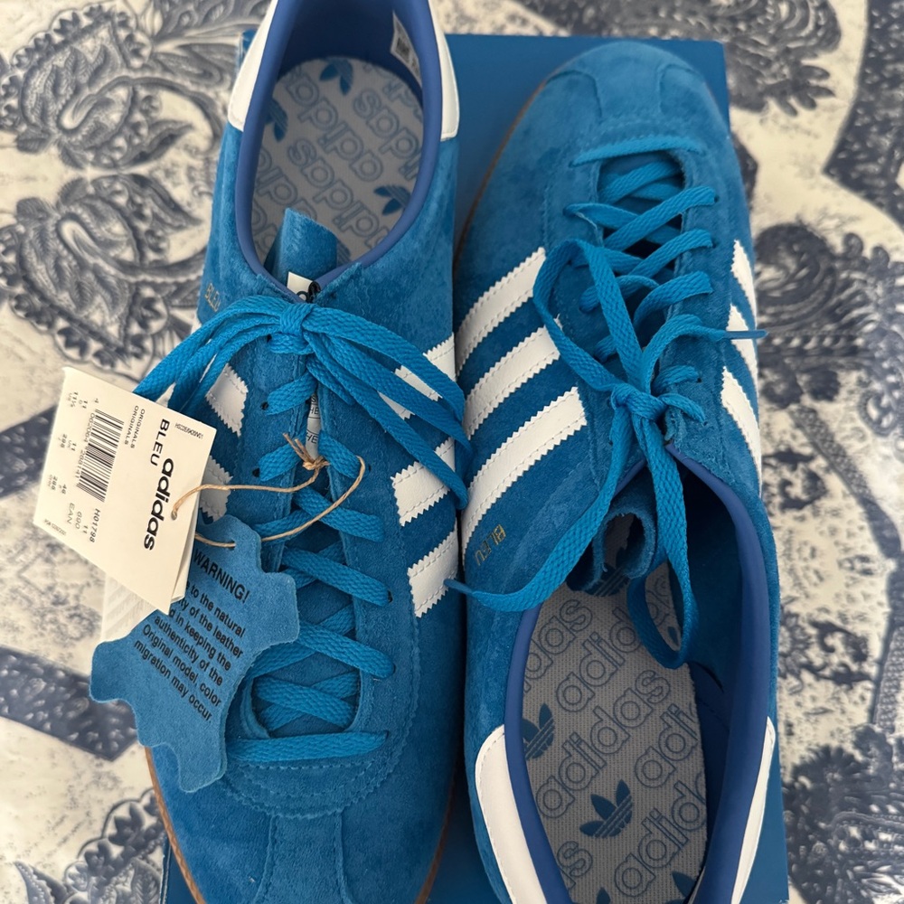 Adidas Blue Shoe Box - Picture 2 of 5